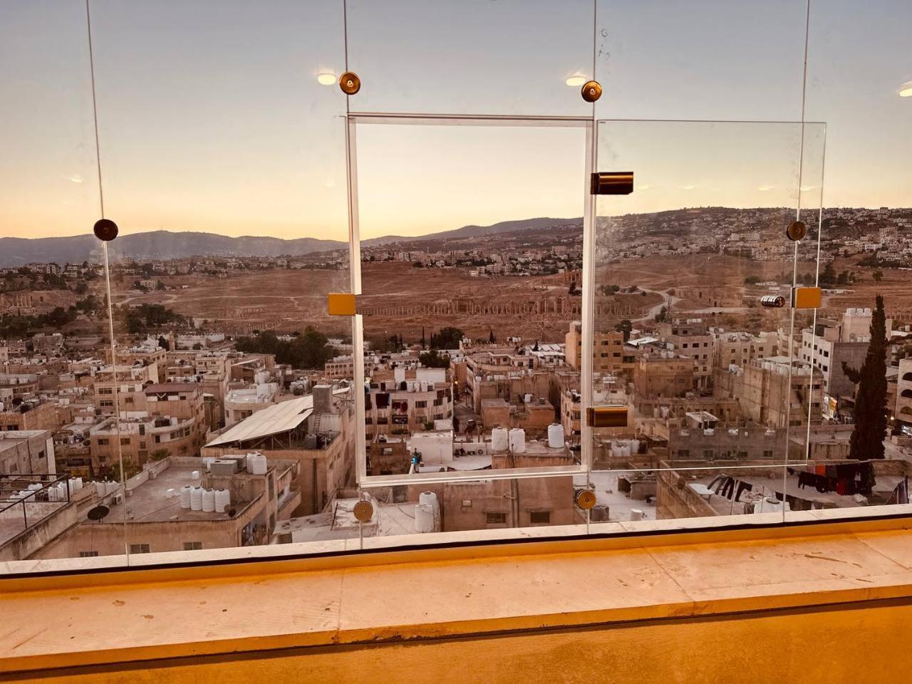 Dream House Hotel Jerash จีราช ภายนอก รูปภาพ