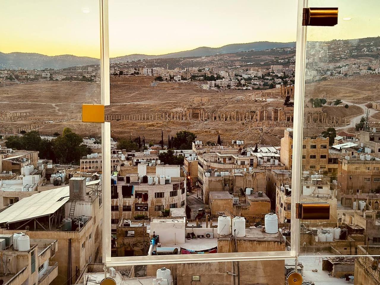 Dream House Hotel Jerash จีราช ภายนอก รูปภาพ