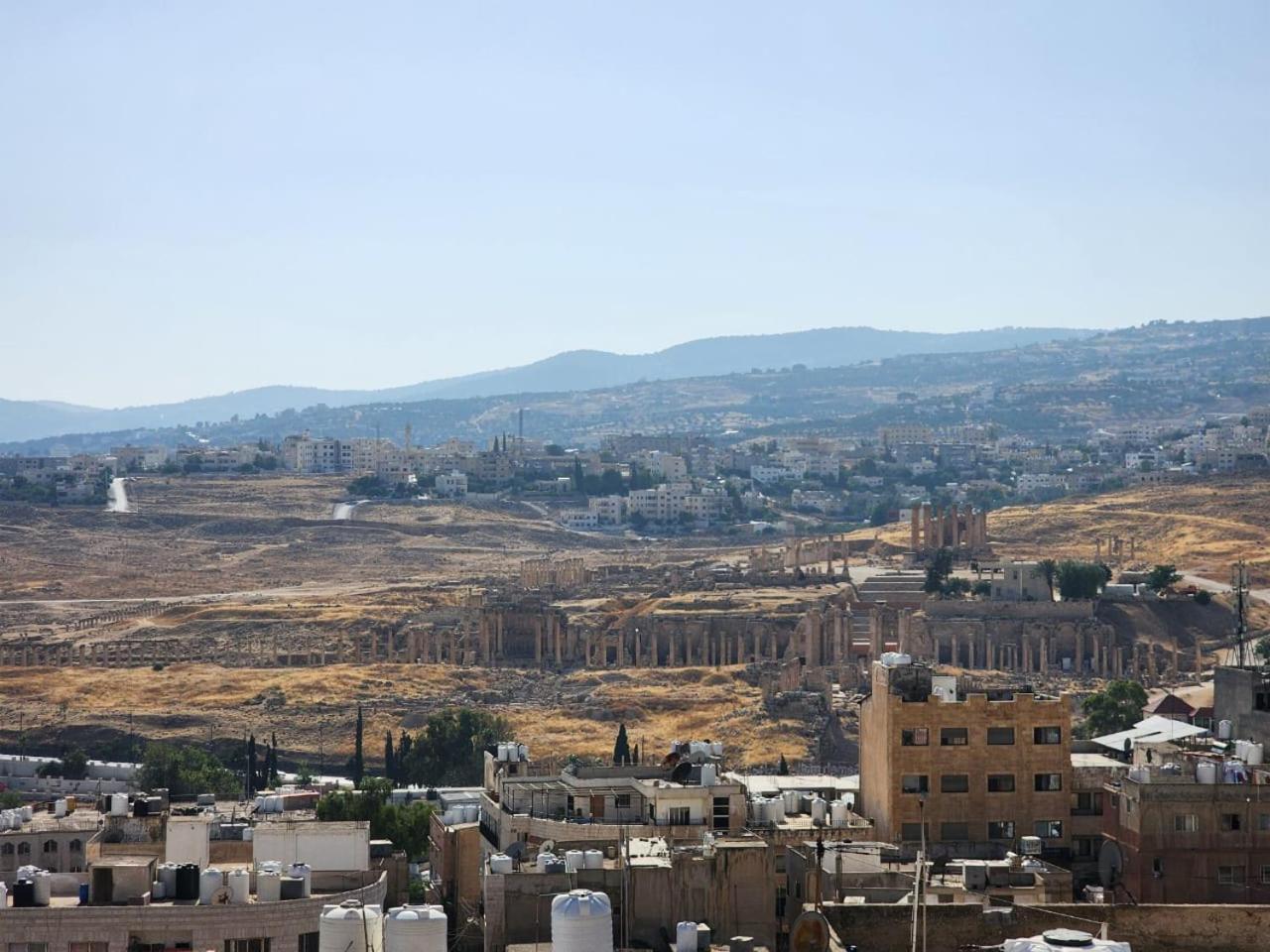 Dream House Hotel Jerash จีราช ภายนอก รูปภาพ